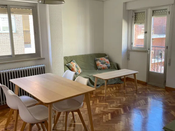 Piso en calle Gütenberg, 19 -21