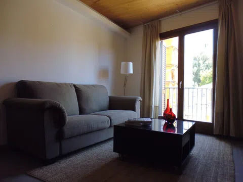 Piso en calle Cavallers, 57
