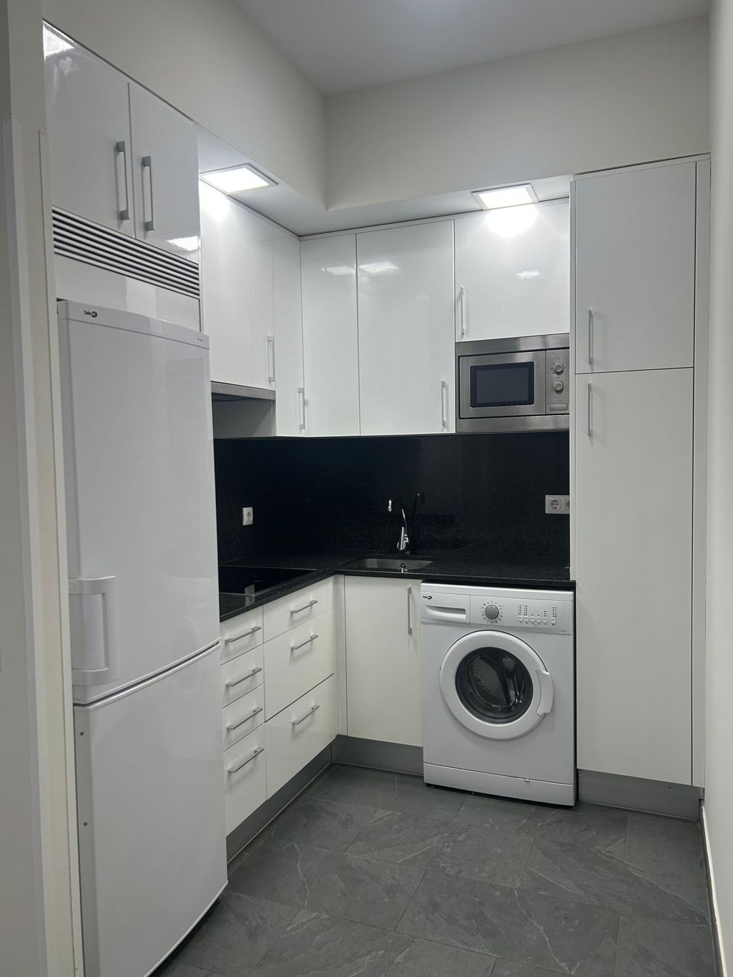 Piso en calle de Hortaleza, 68 - Foto 2