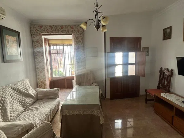 Chalet adosado en Plaza la Constitución, 18 - Foto 1