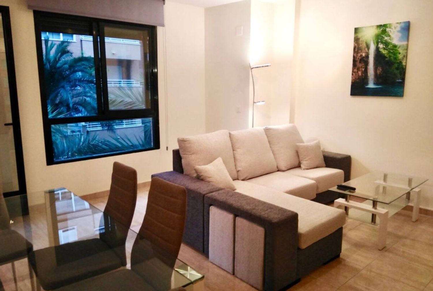 Piso en avenida Benito Perez Galdos, 13