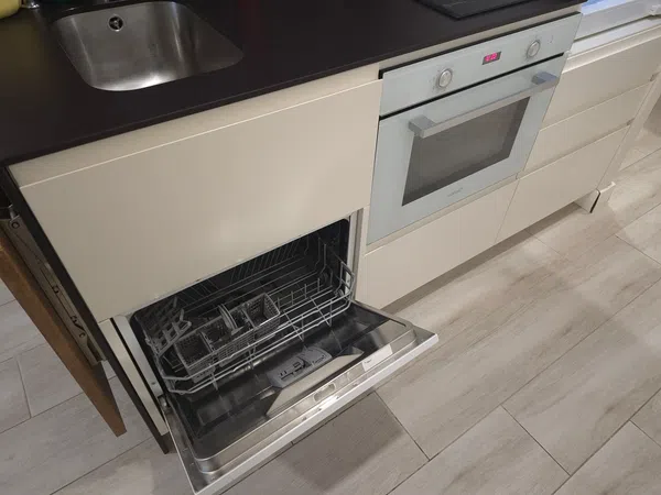 Estudio en calle de García Barbón, 48 - Foto 5