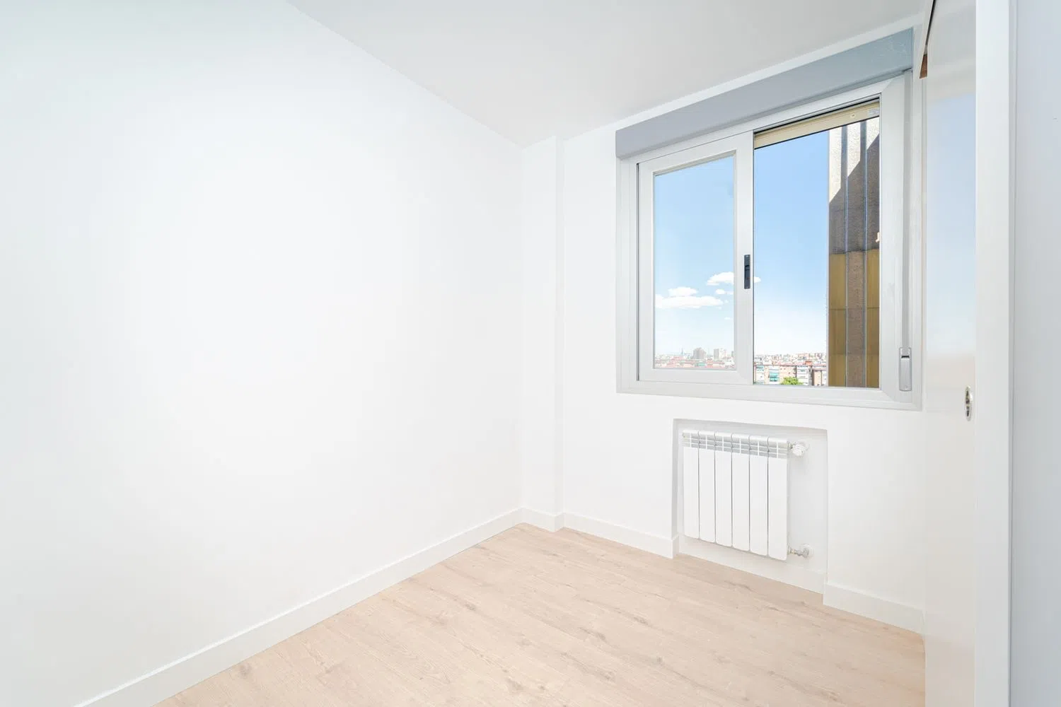 Piso en calle de la Condesa de Venadito - Foto 16