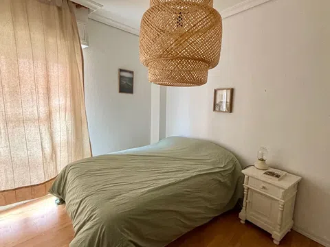 Estudio en calle Torneo, 23