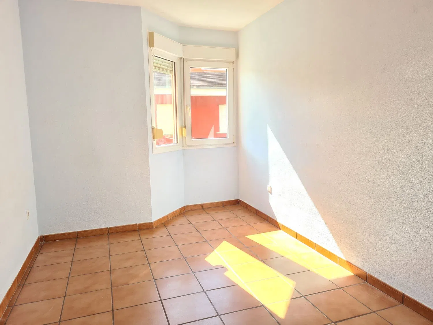 Chalet adosado en calle Galileo, 8 - Foto 5