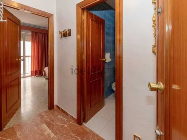 Piso en Calle Fernando Tirado, 5 y 7, Buhaira - Huerta del Rey - Foto 5