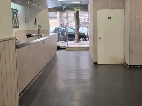 Local comercial en  Plaza Pedro Santos Gómez 2 - Foto 9