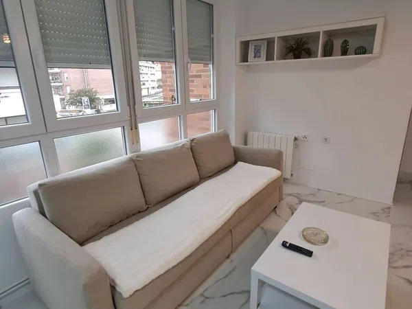 Piso en Avenida Juan Hormaechea Cazón, 17 - Foto 10