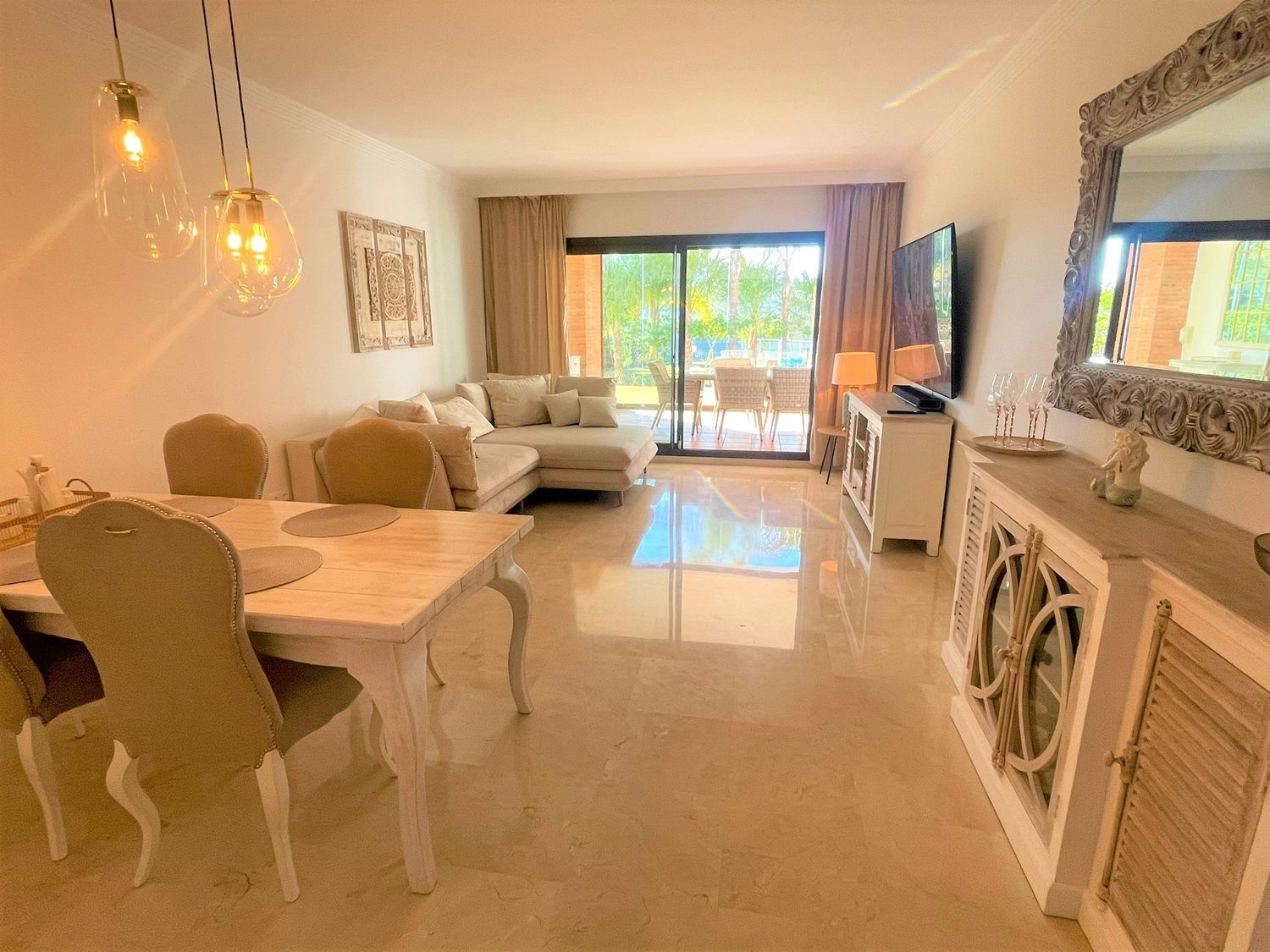 Piso en calle Cartama, 10 - Foto 1