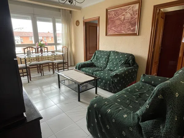 Piso en plaza Rendición de Breda, 2