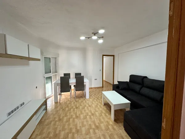 Piso en Avenida Reina Victoria, 58 - Foto 1