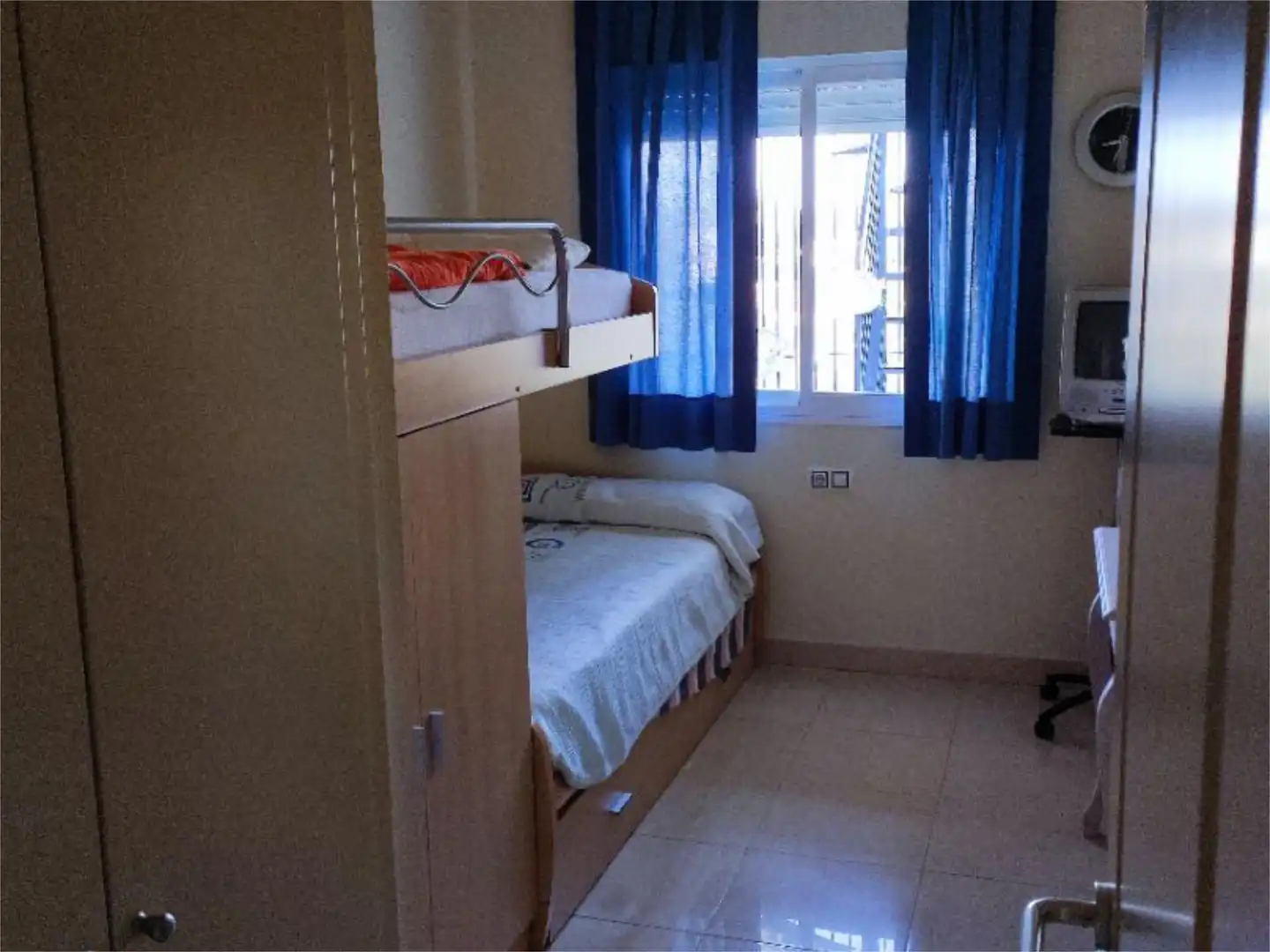 Apartamento en  Avenida Reina Sofía 15 - Foto 7