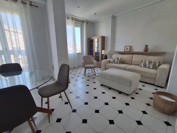 Piso en Avenida del Regne de València, Russafa - Foto 1