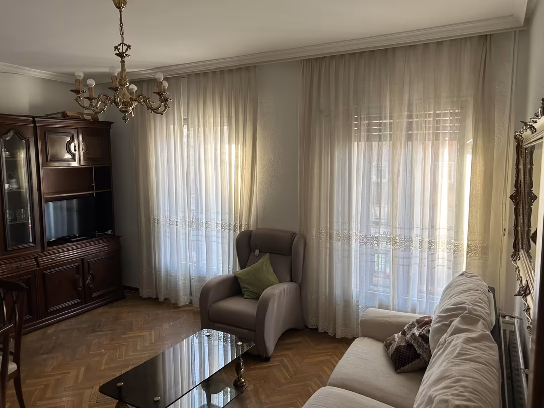 Piso en calle Calle de Bravo Murillo 350