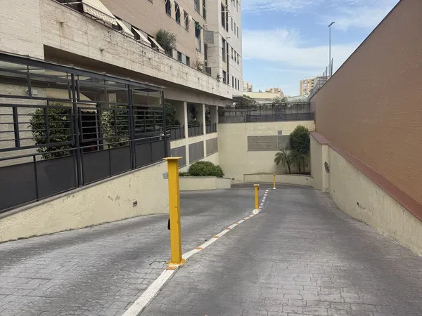 Piso en Calle Camilo José Cela, 1, Buhaira - Huerta del Rey - Foto 1