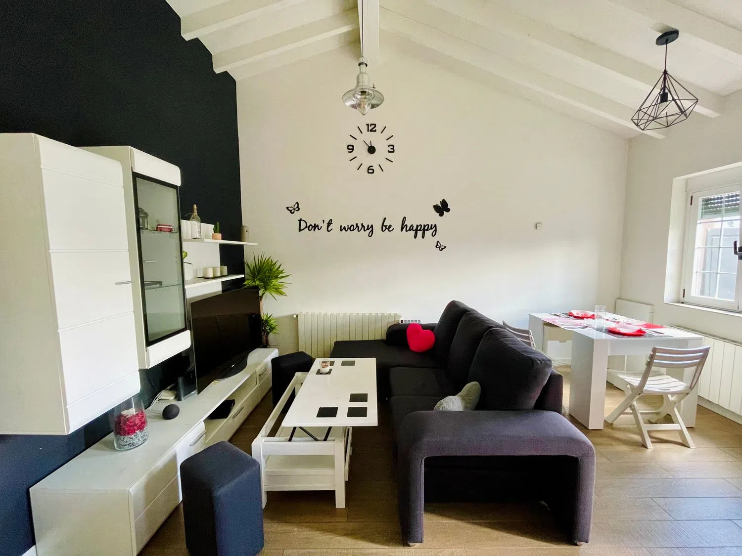 Chalet adosado en calle San Pedro del Mar, 108