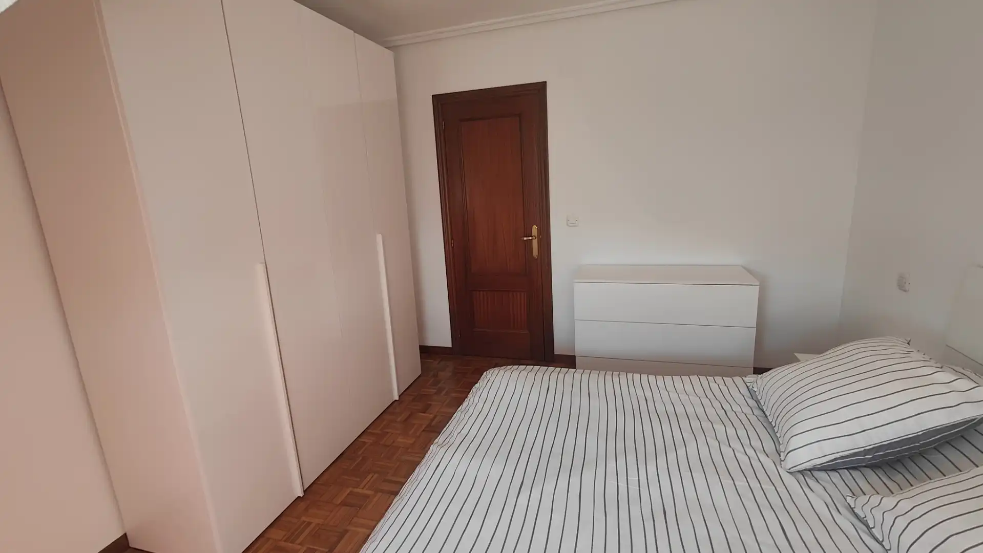 Piso en  Calle del Marqués de Cilleruelo 6 - Foto 3