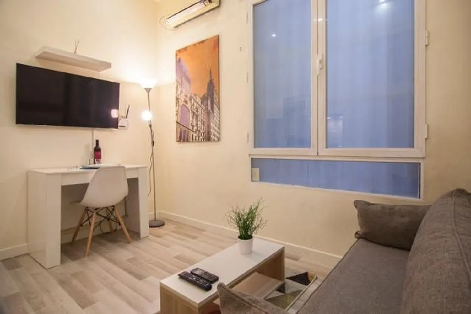 Estudio en calle de Preciados, 34 - Foto 4