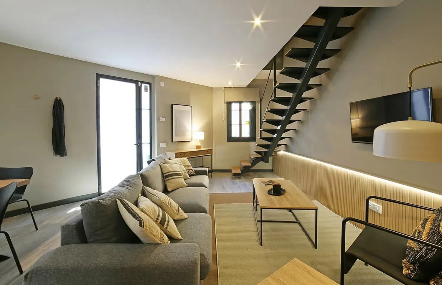 Casa de pueblo en calle Mare de Déu dels Desemparats, 27 - Foto 1