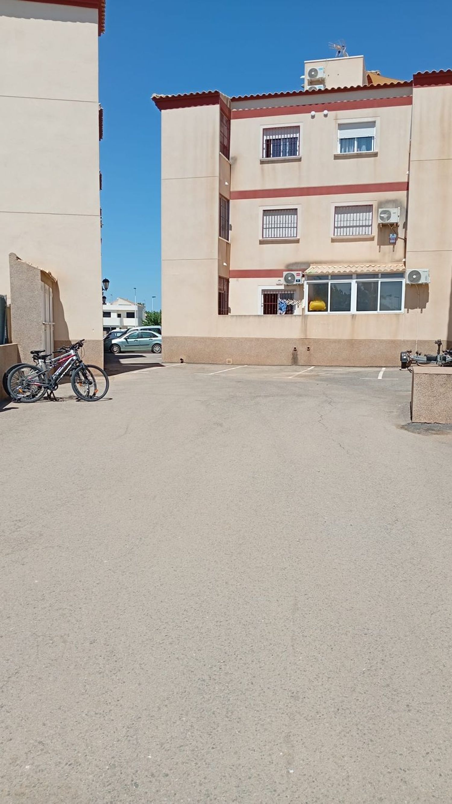 Piso en Avenida Pablo Picasso, 82, Los Peñascos-El Salero-Los Imbernones, Los Peñascos-El Salero-Los Imbernones - Foto 4