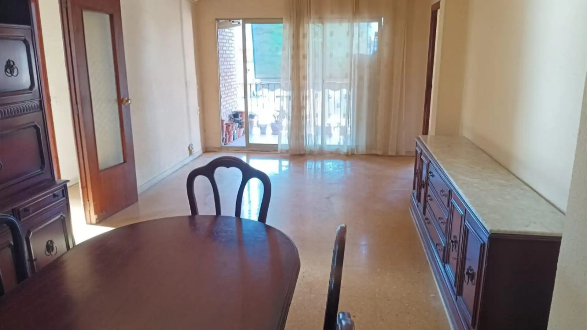 Piso en  Carrer de Joaquín Benlloch 27 - Foto 1