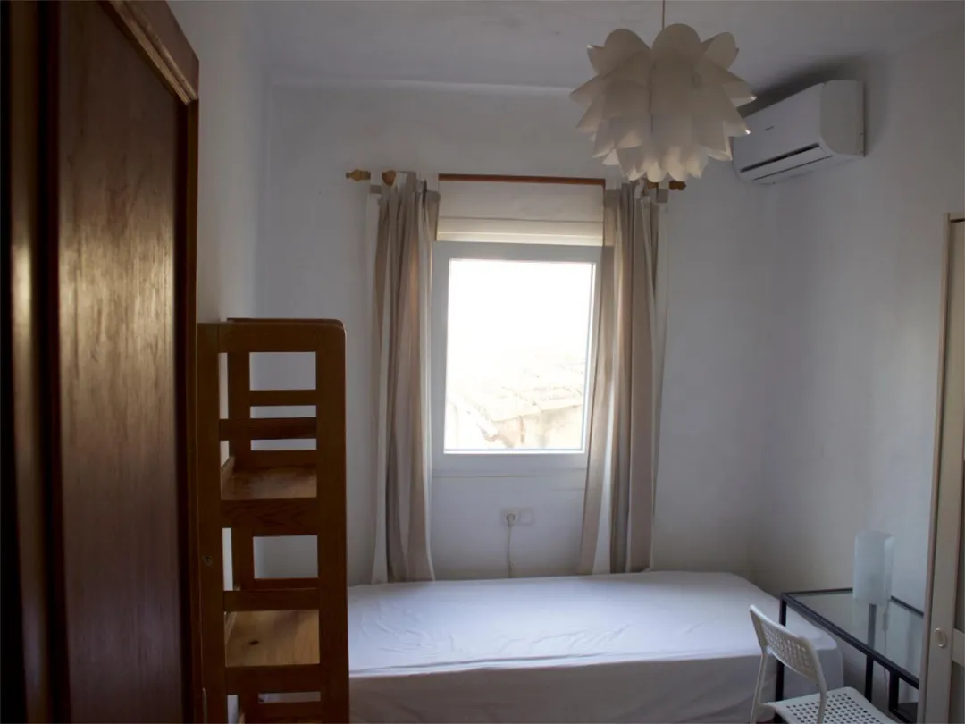 Piso en  Carrer Patronat Obrer 8 - Foto 9