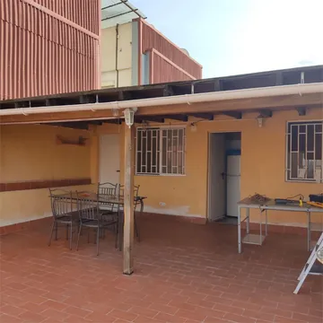 Piso en  Carrer d'Urà 22 - Foto 2