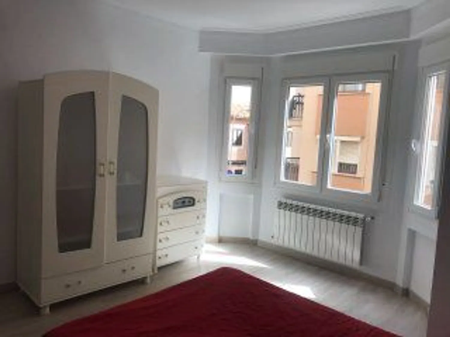 Estudio en calle de Lluís Martí, 58 - Foto 5