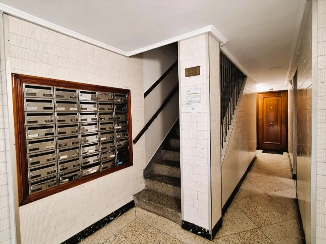 Piso en  Calle Monasterio de Cines 2 - Foto 9