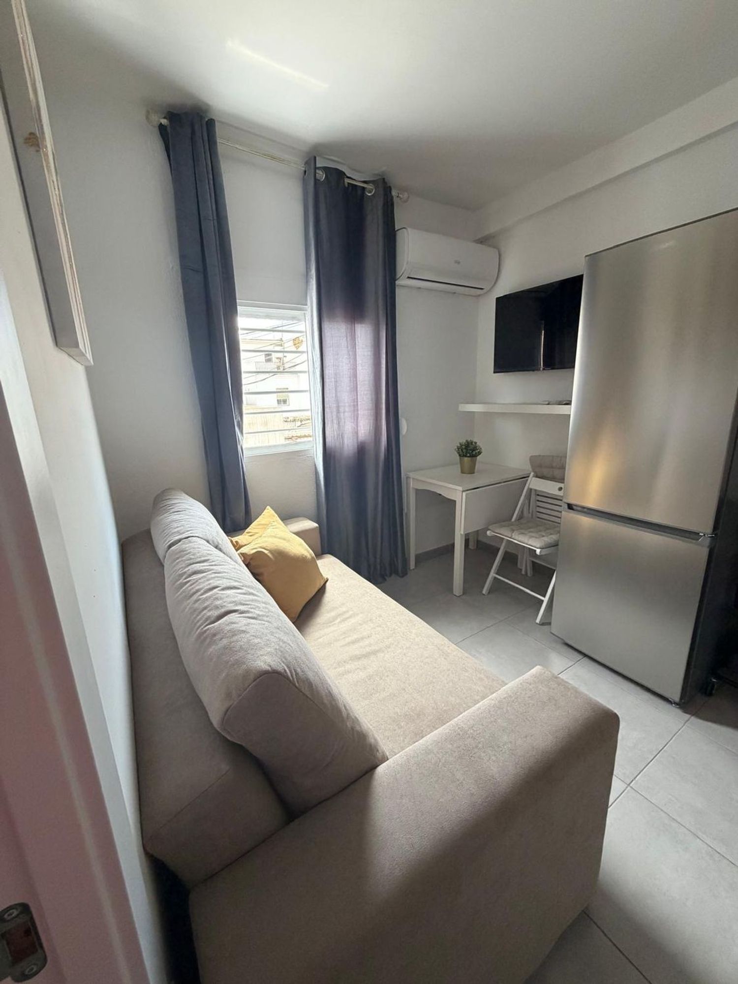 Piso en Santa Cristina - San Rafael, Málaga - Foto 4