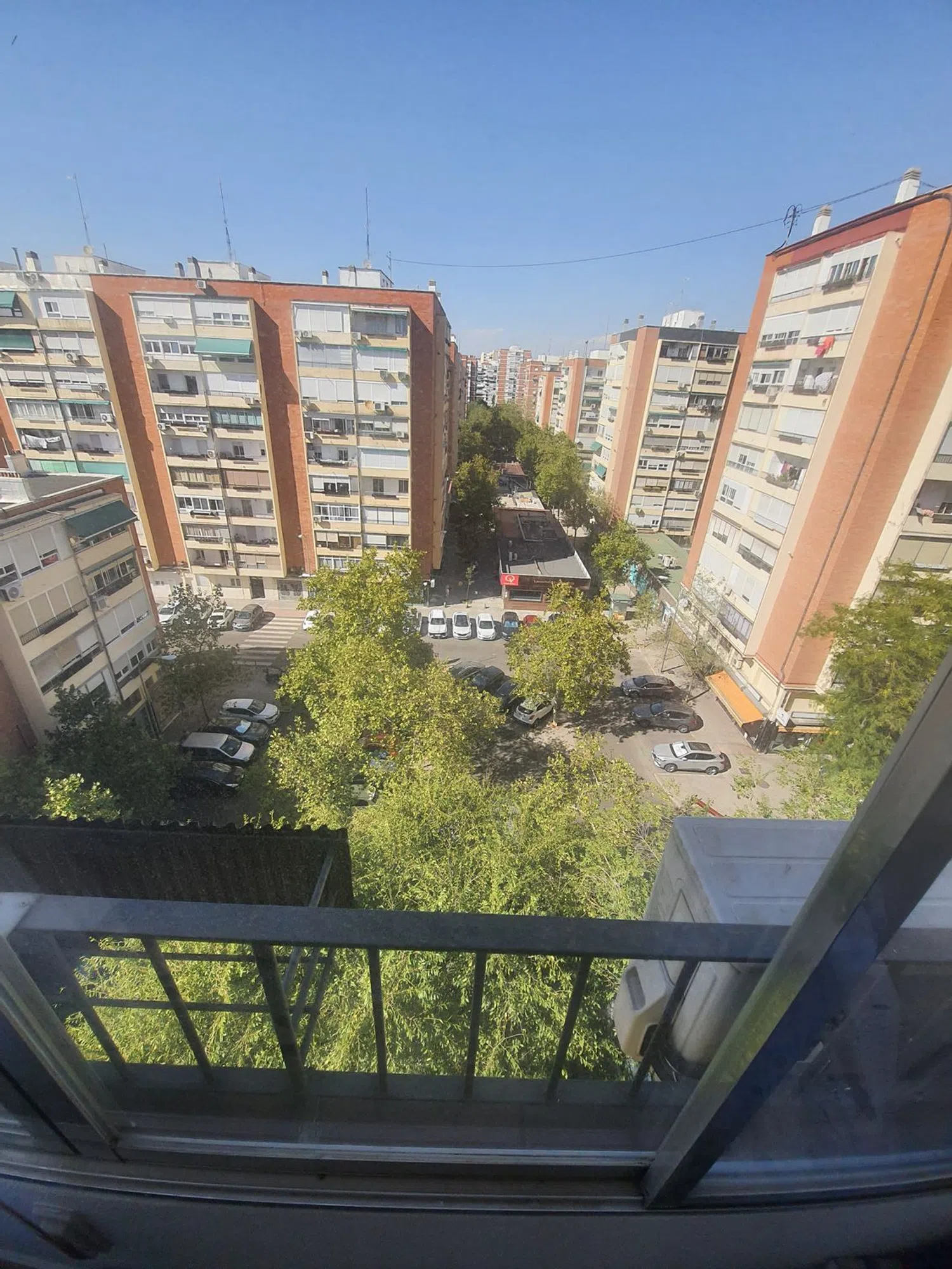 Piso en calle de Ponferrada, 8 - Foto 3