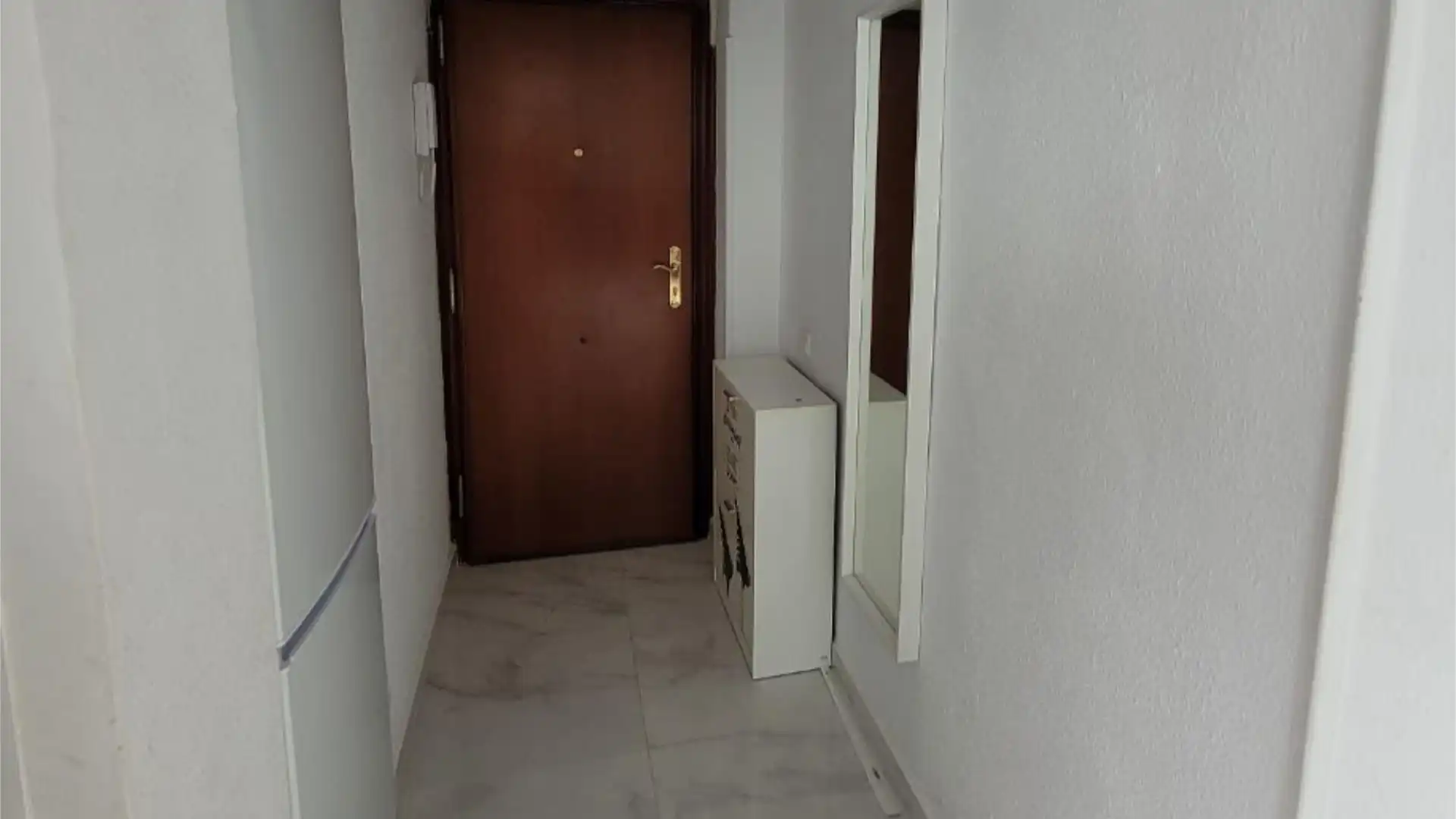 Piso en  Calle Martínez Catena 6 - Foto 4