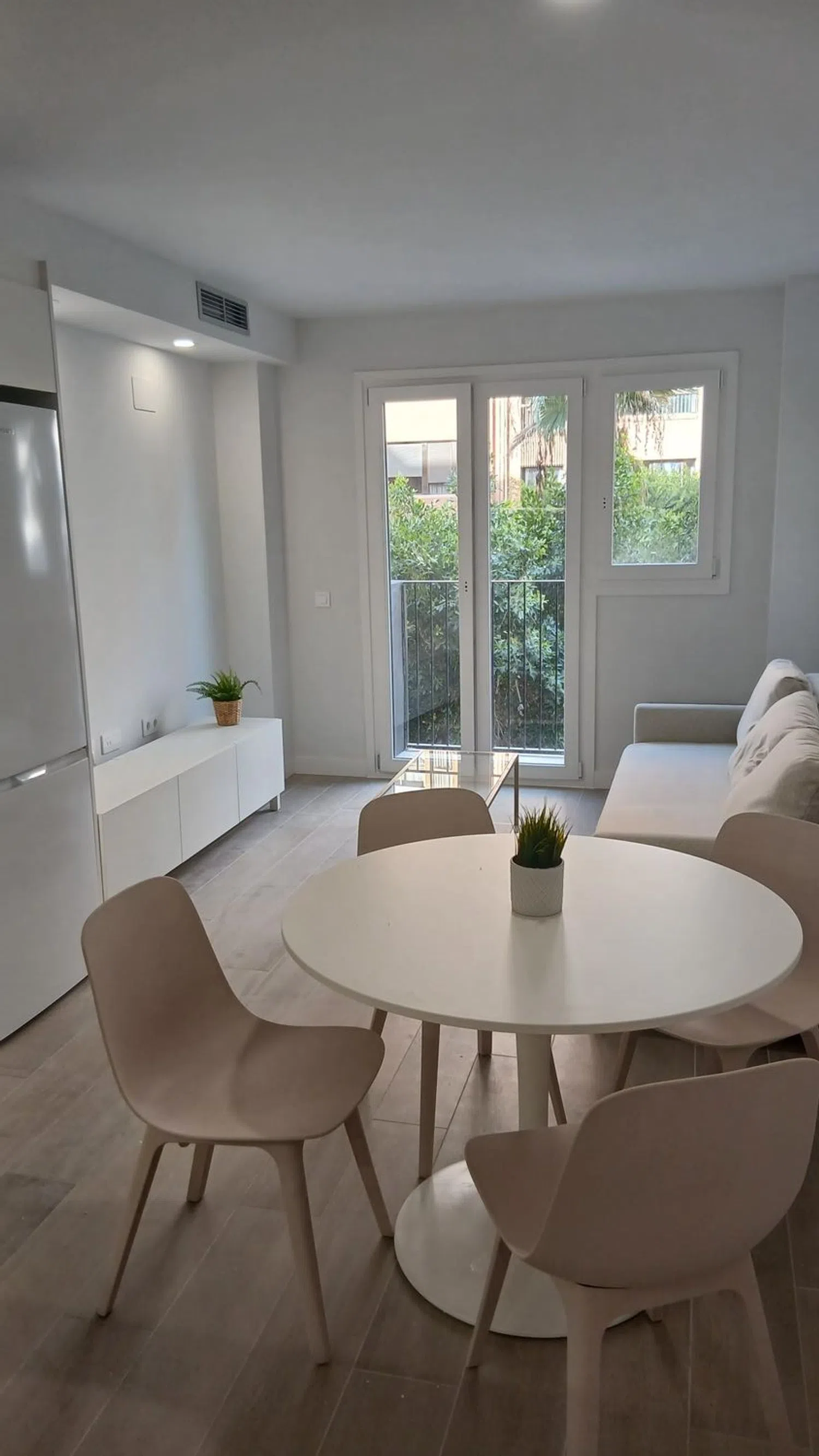 Piso en Barrio En Corts - Foto 2