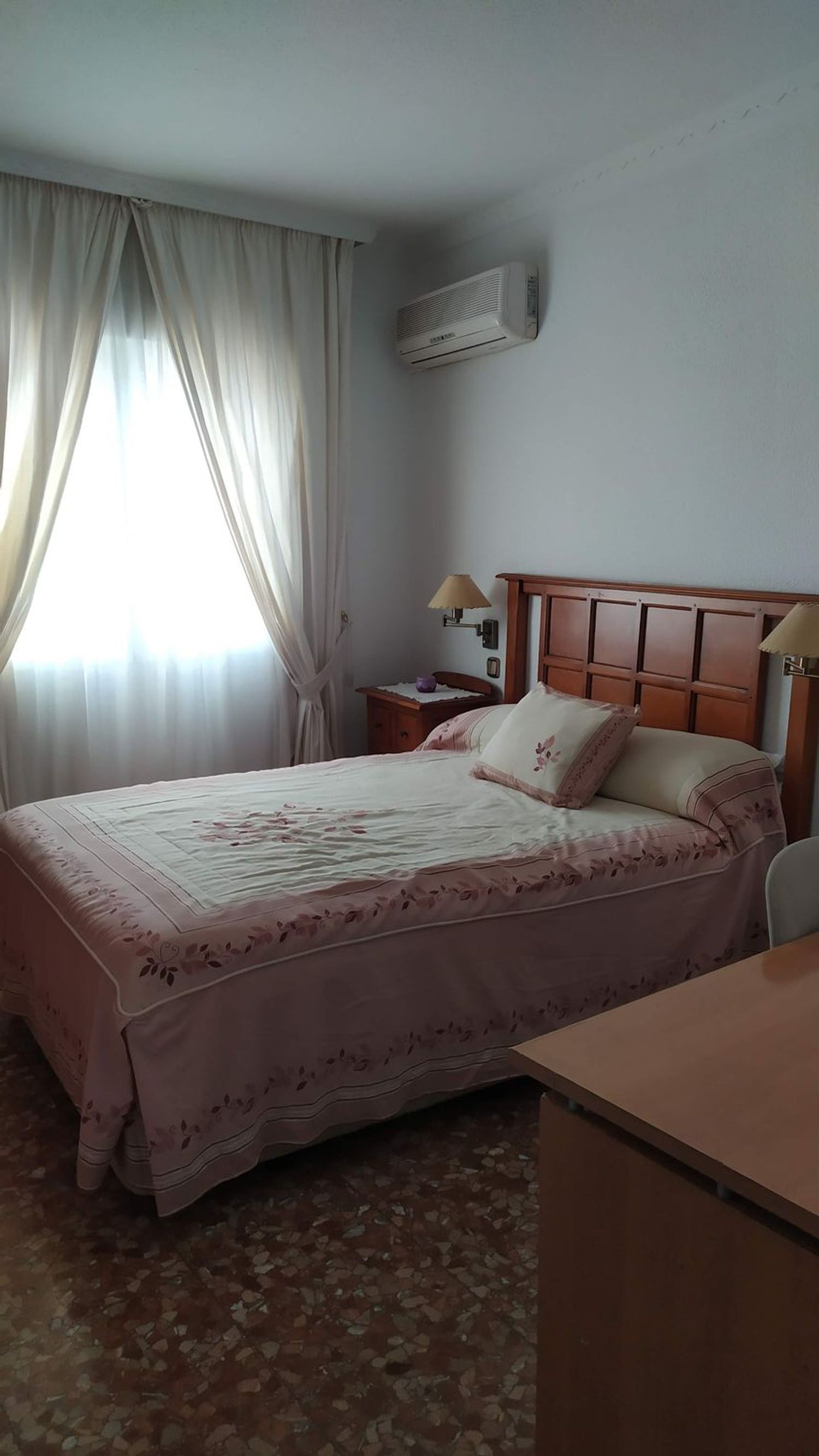 Piso en Calle Pintor Arbasia, 1, Valdeolleros - Zumbacón - Camping - Foto 3