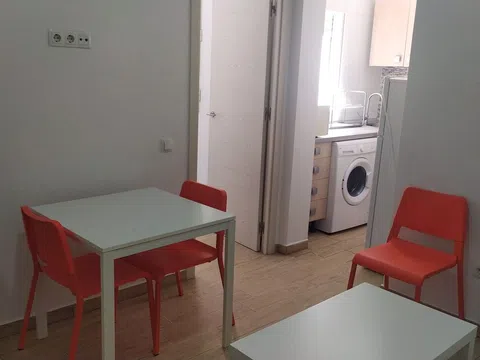 Piso en calle de Valencia, 14