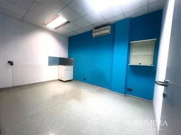 Local comercial en  N-152z 83 - Foto 1