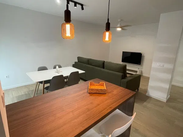 Piso en avenida Don Juan de Borbon, 94 - Foto 5