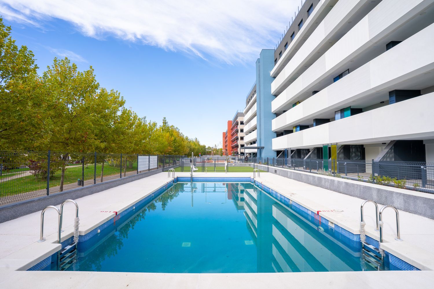 Piso en calle Alvaro Mutis, 2