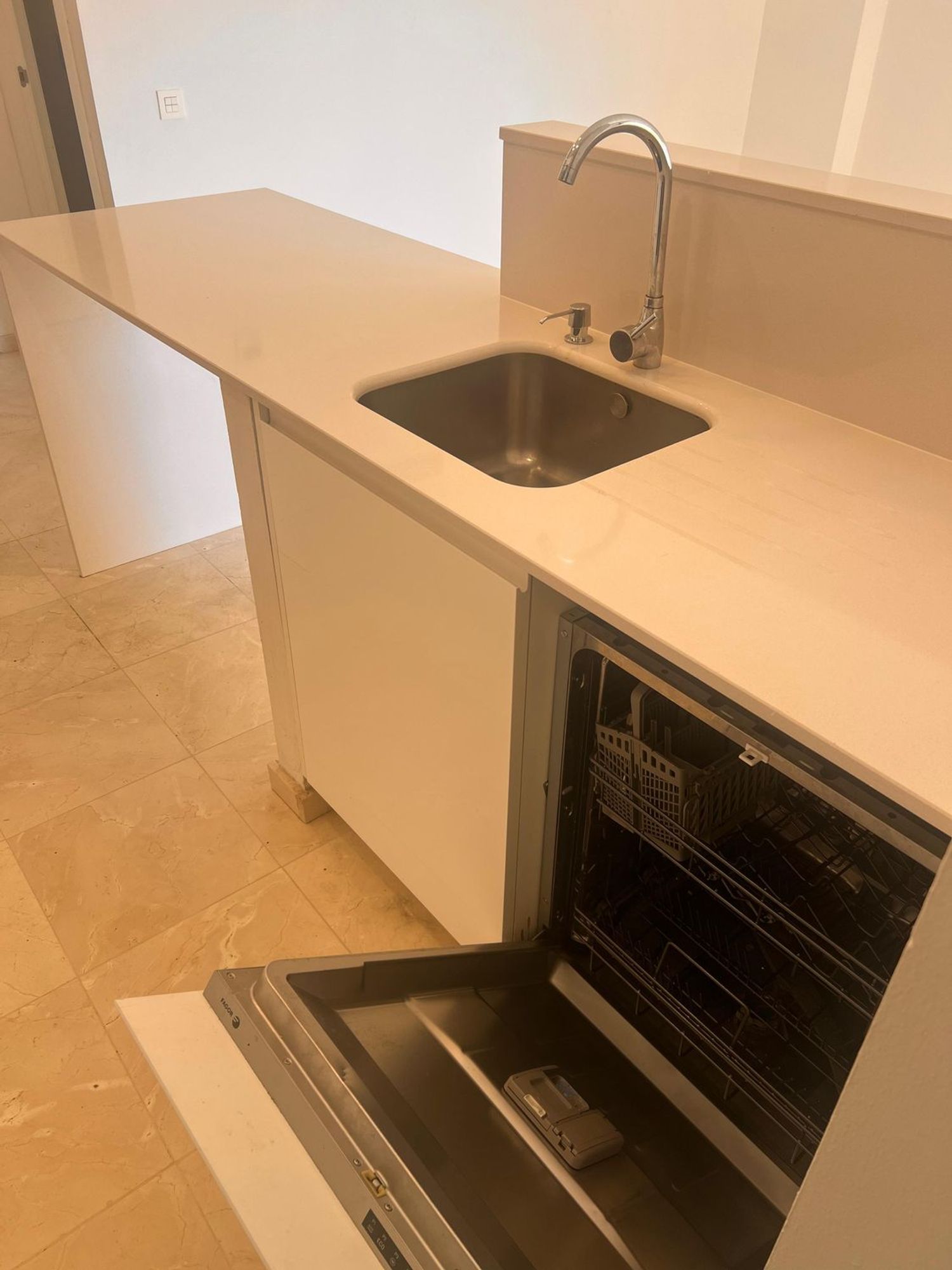 Piso en calle Cueva de Menga, 11 - Foto 5