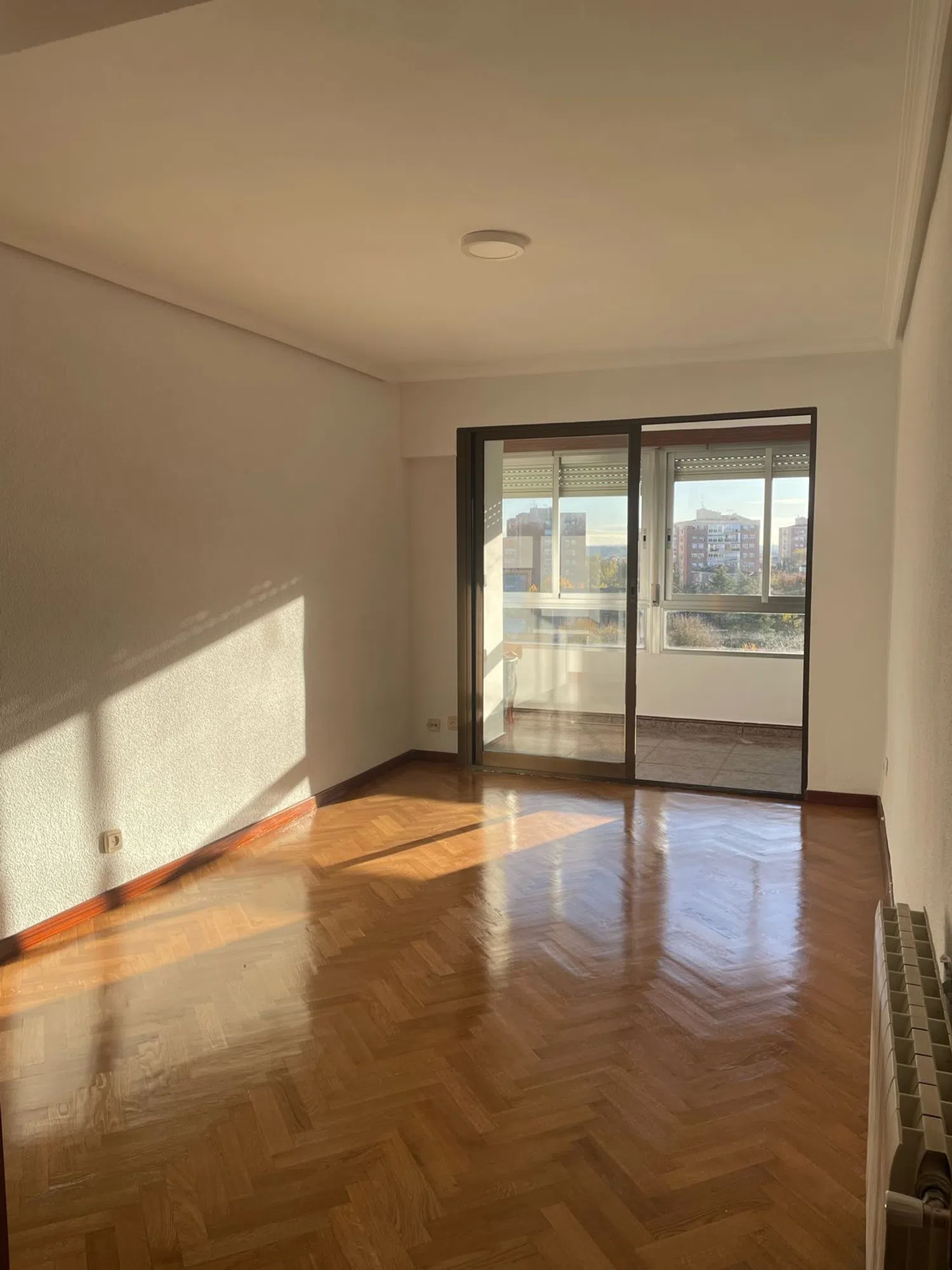 Piso en calle de la del Manojo de Rosas, 95 - Foto 4