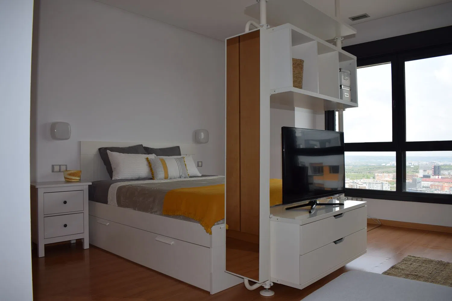 Estudio en calle de Dulce Chacón, 23 - Foto 1