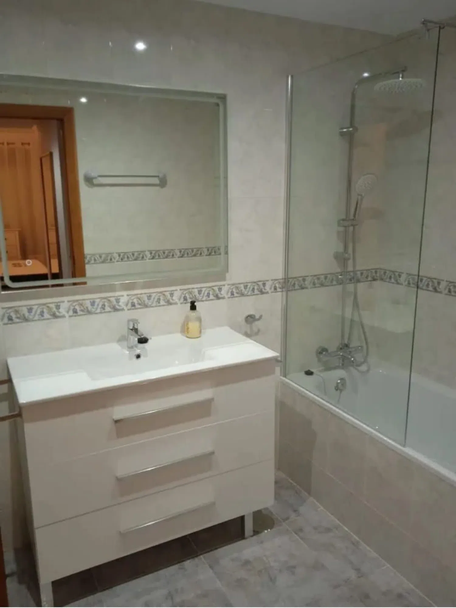 Piso en calle Valencia, 4 - Foto 3