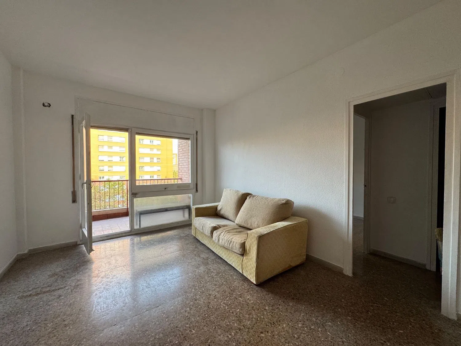 Piso en rambla de Prim, 135 - Foto 3