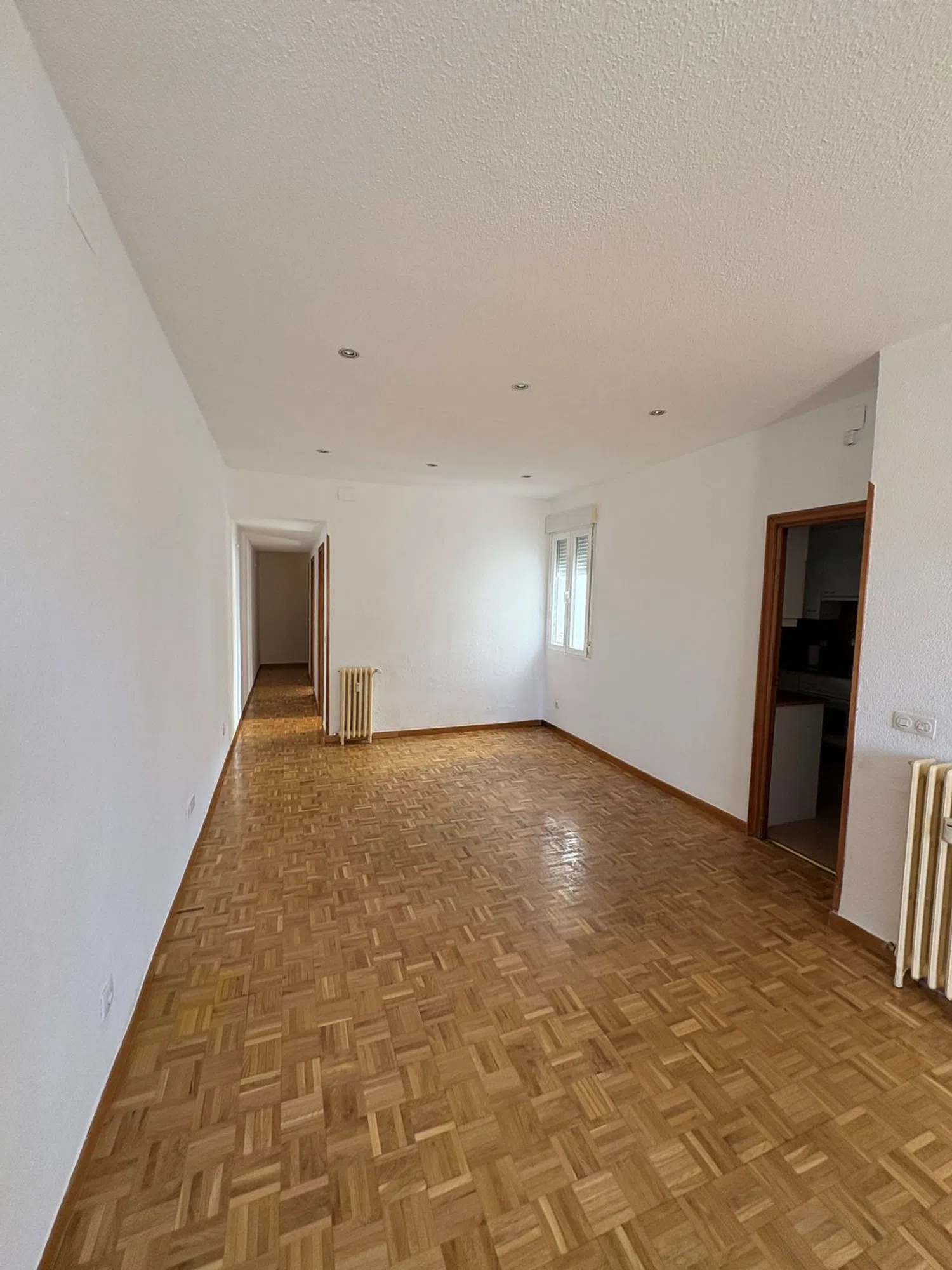 Piso en calle de Guzman el Bueno, 41 - Foto 8