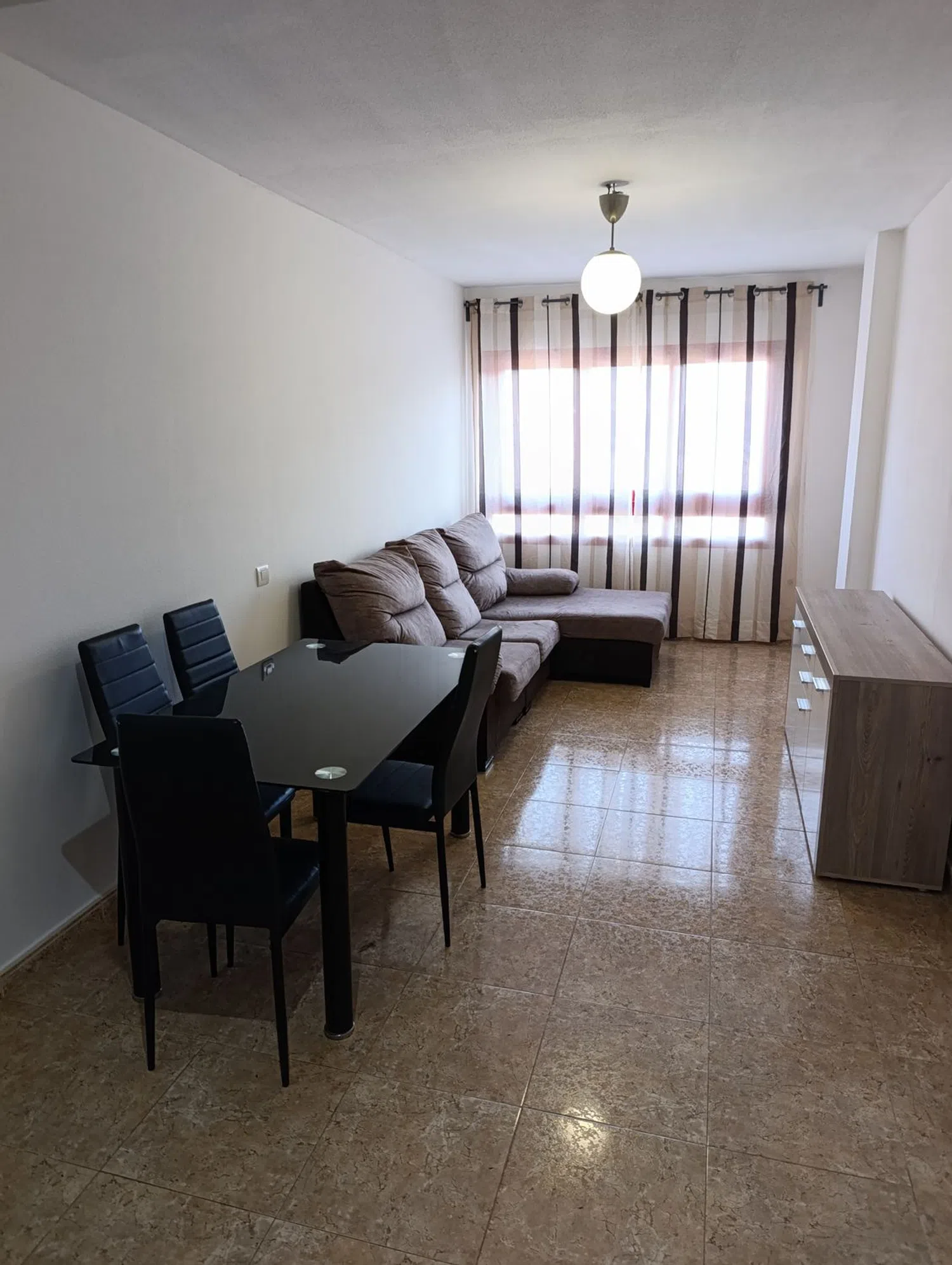 Piso en calle Cartagena, 92 - Foto 1