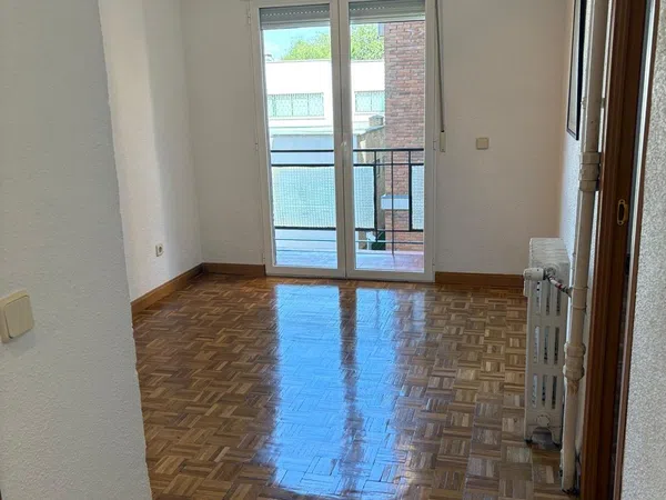 Piso en Calle Esteban Terradas, Castilla - Foto 1