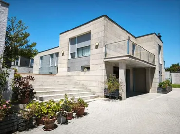 Chalet en cangas - Foto 1