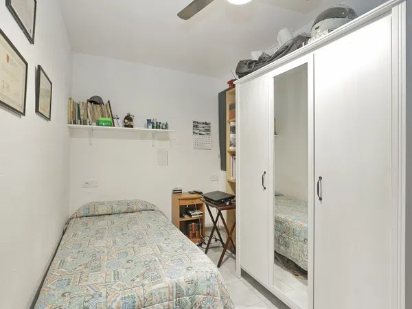 Piso en calle de Joan d'Àustria, 32 - Foto 5