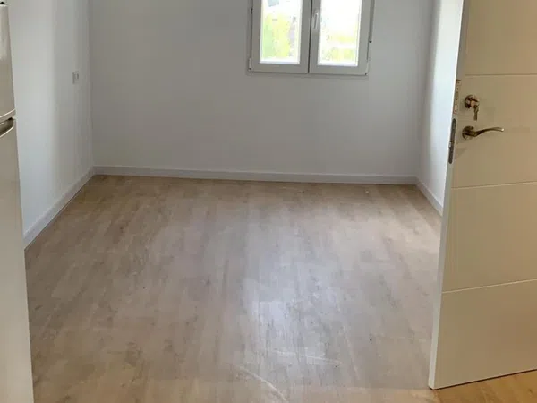 Estudio en Calle de la Concepció, 53 - Foto 1