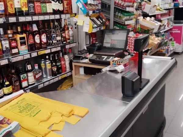 Local en Supermercado en Avenida de la Concòrdia, La Concòrdia - Foto 11